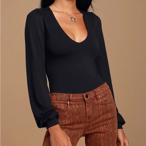 Bundle of 3 Kaylene V-Neck Balloon Sleeve Bodysuits - Picture 2 of 15